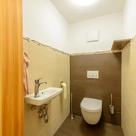 Kratgut Apartment *